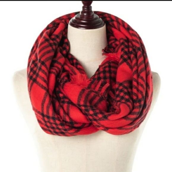 New ❤🖤 So Soft Red/Black Scarf - Picture 3 of 5